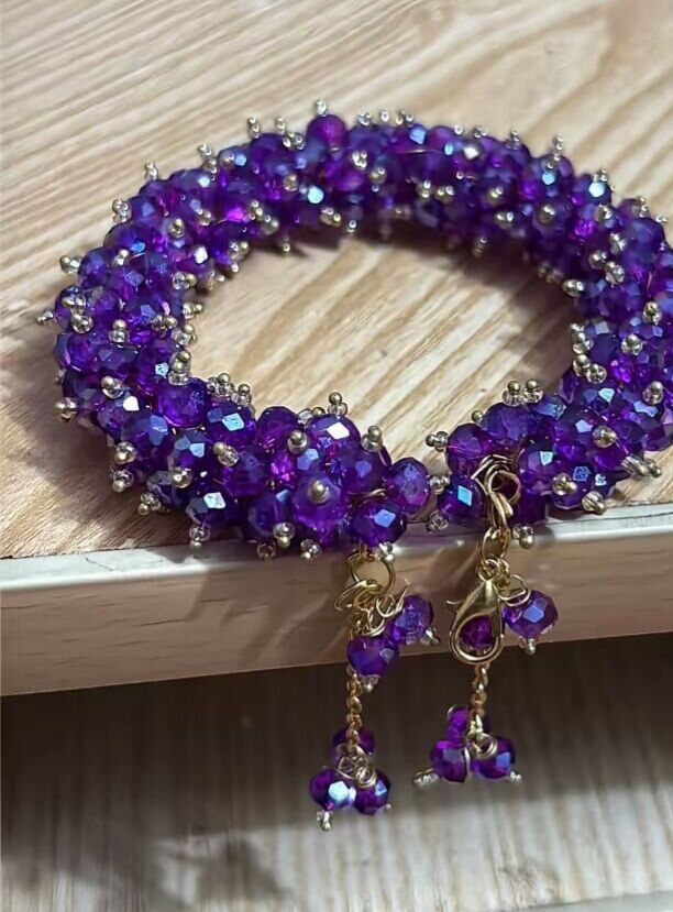 Handmade beads bracelet