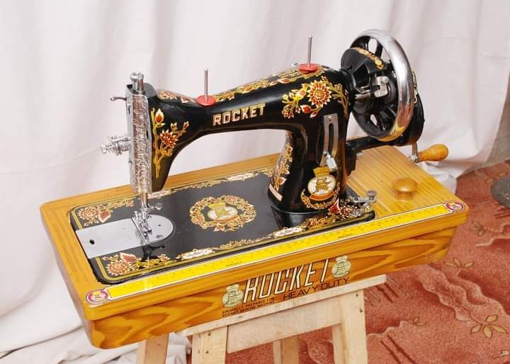 Rocket sewing machine Double chal model