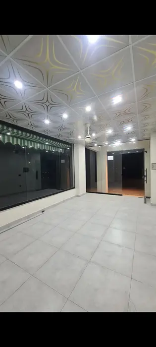 CORNER SHOP 390sq ft AVAILABLE for rent Prime Location