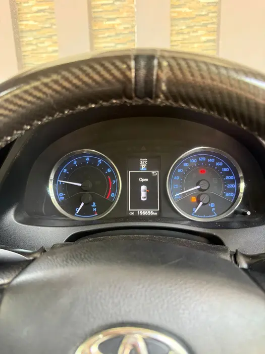 Corolla altis 1.6 2018 model