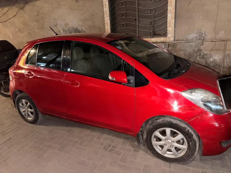Toyota vitz automatic
