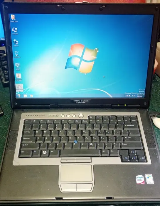 DELL LATITUDE D830