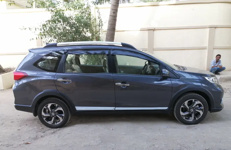 Honda BR-V S 2025 grey