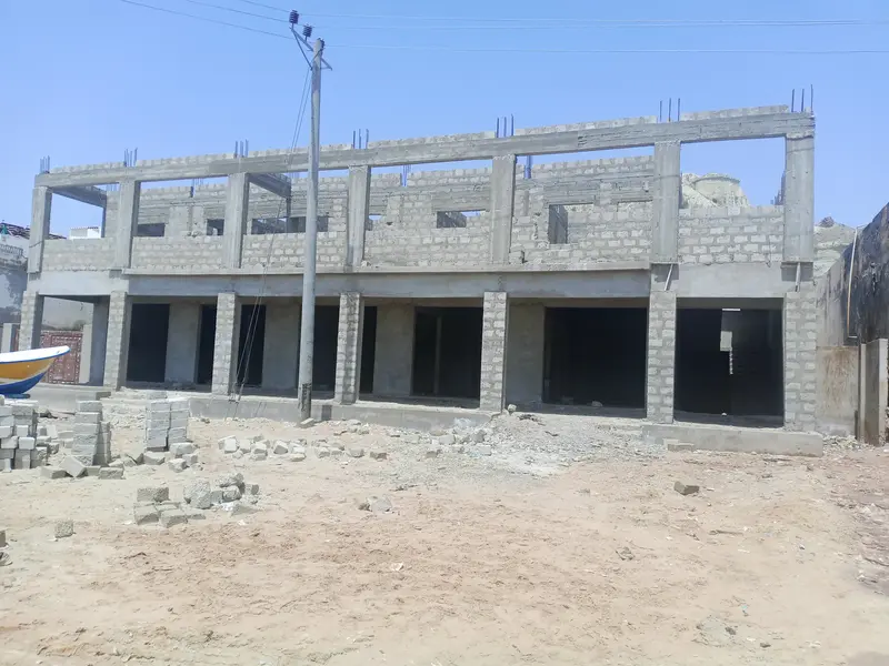 5 shops Available for Bank Rent