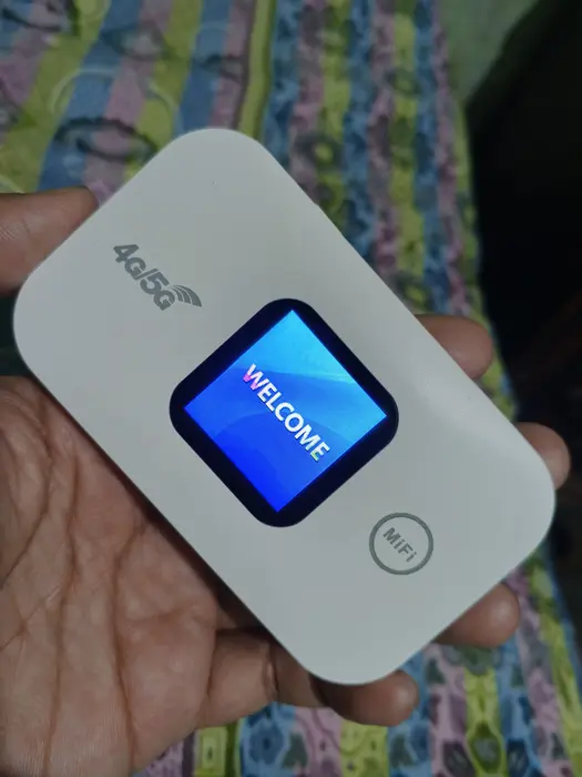Pocket WiFi Internet Devices