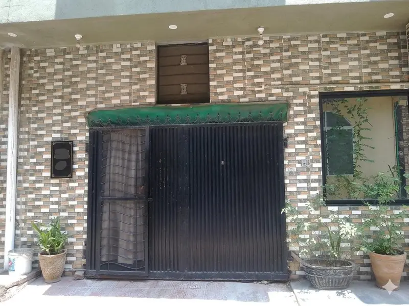 2.23 marla beautiful House at prime location for sale