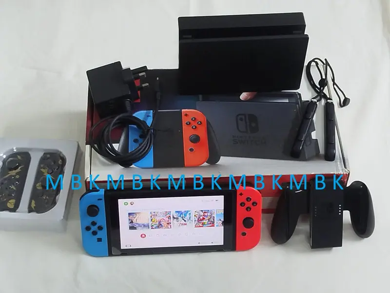 Nintendo Switch V1 (Jailbreak) - Like New 100% working (guranteed)