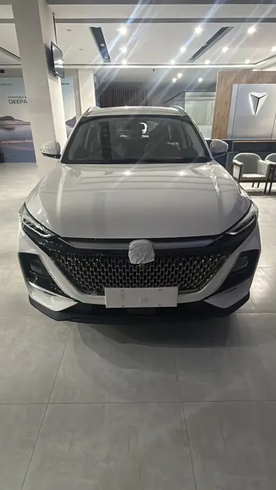 Oshan X7 FutureSense 5-Seater (Zero Meter)
