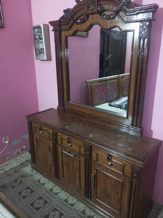 Chinioti furniture sell solid wood