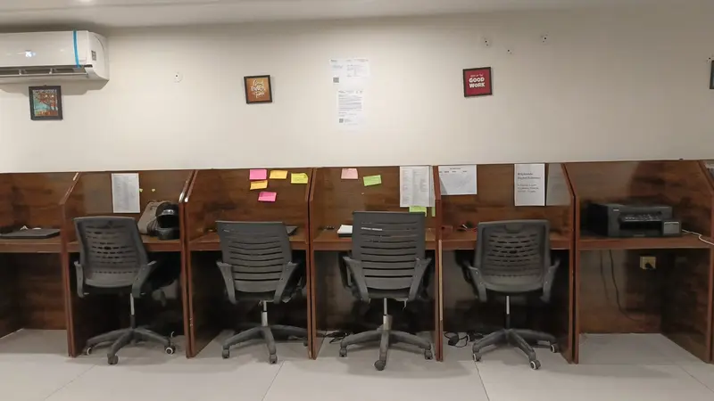 Call center furniture
