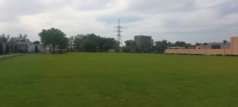Farm House For Wedding Rental per day At Main Raiwind Road Adda Plot