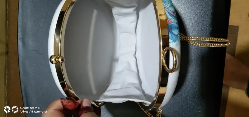 clutch bag