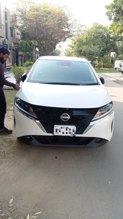 Nissan Note e power Japanese car for sale