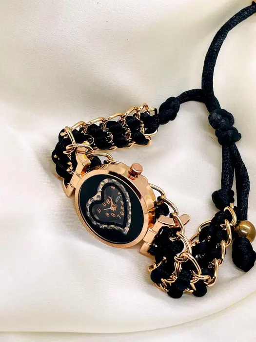 Trendy Korean Style Heart Bracelet Watch Fancy  Casual Wrist watch