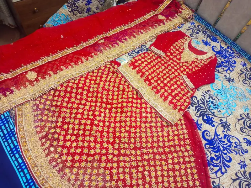 Bridal dress for urgent sale