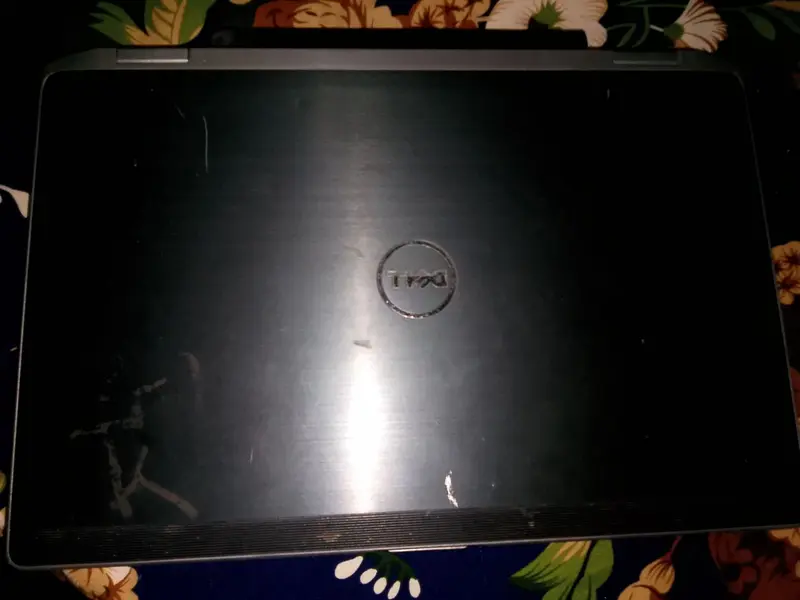Dell laptop.core i5 . window 7