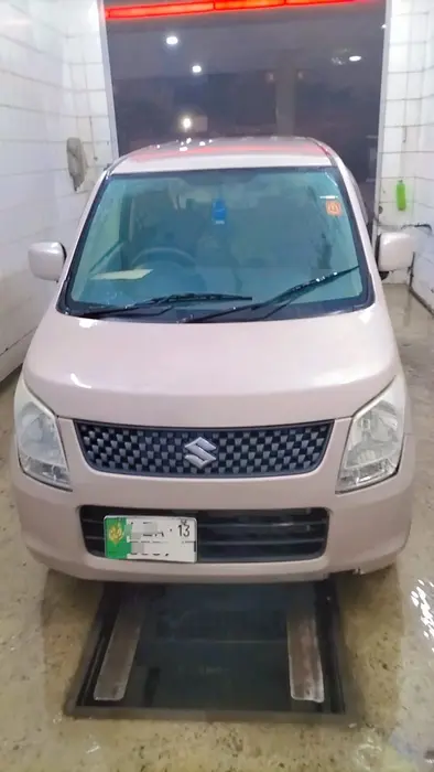 Suzuki Wagon R Japanese 9/13