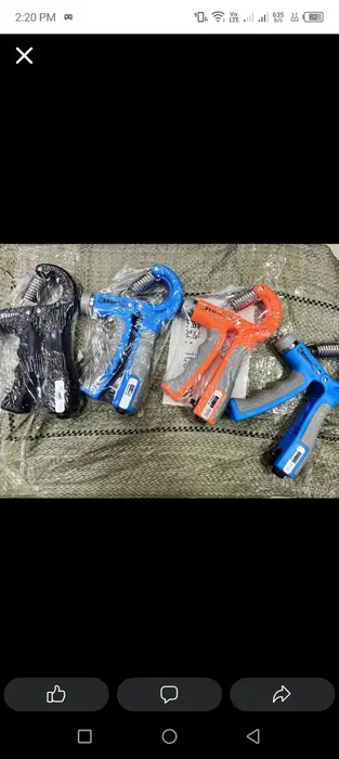 Hand Grip Strengthener With Counter